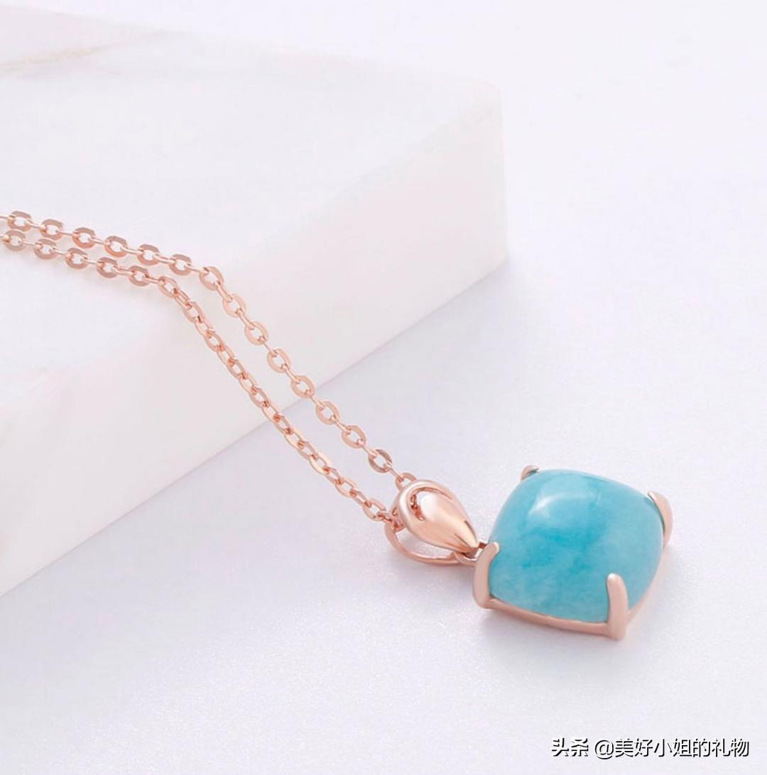 母亲节礼物项链黄金推荐,母亲节礼物排行榜前十名黄金饰品