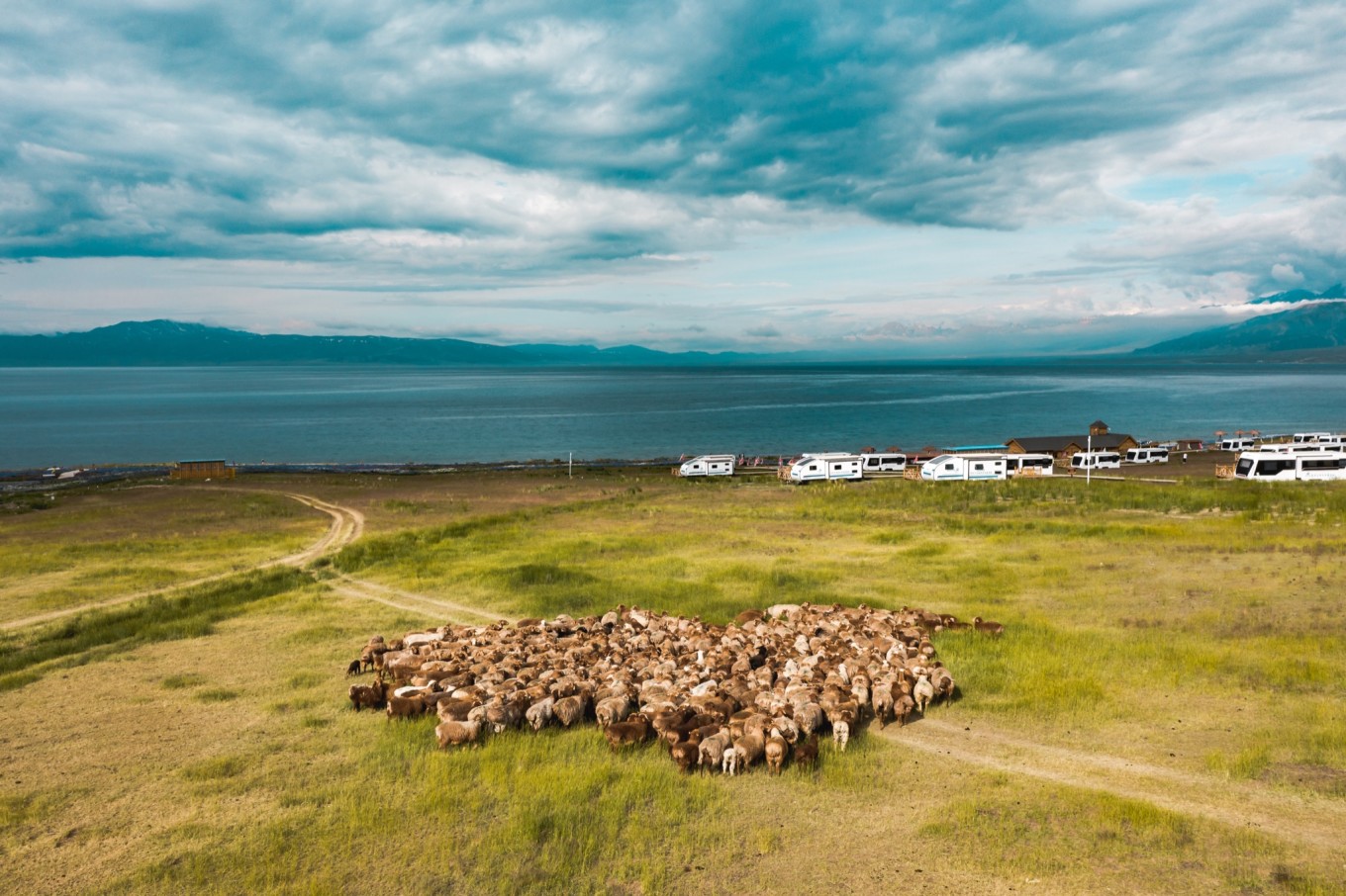 去新疆发现伊犁的美,世界之美尽在伊犁