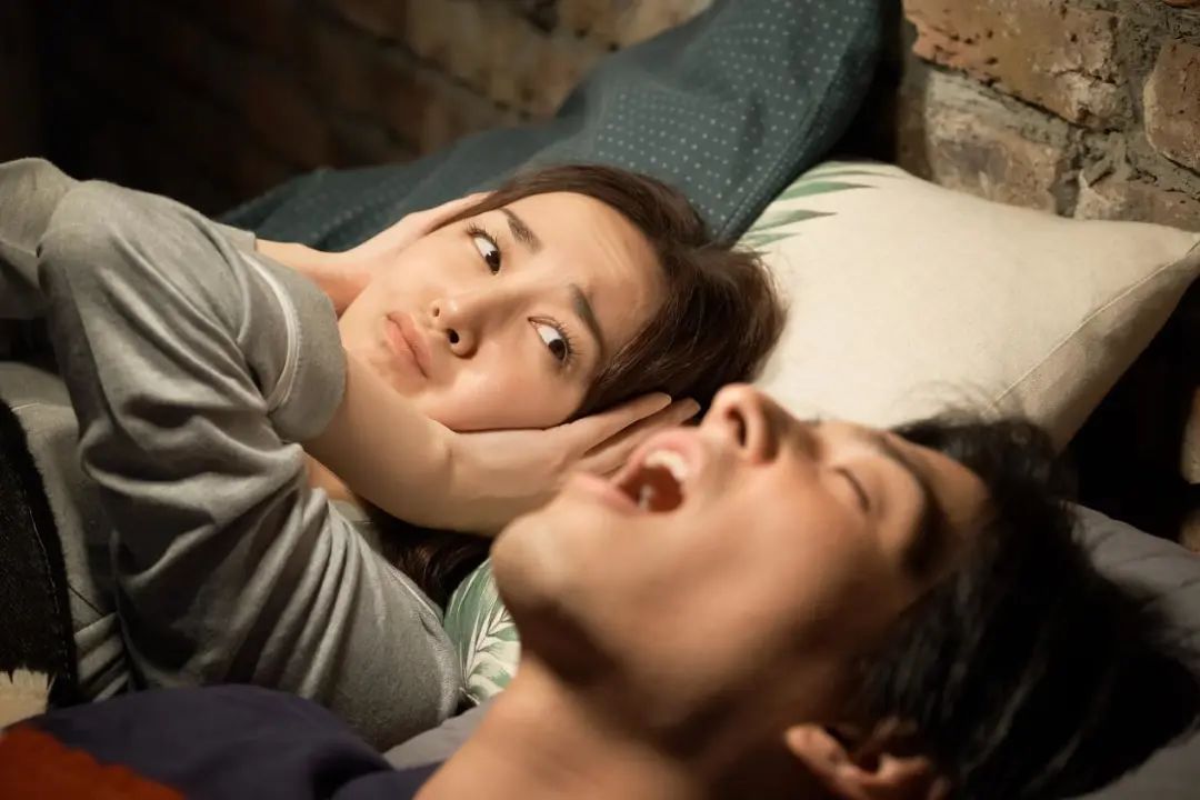 平安产险锡盟|被呼噜声吵到崩溃！那制止打呼的方法到底有用吗？