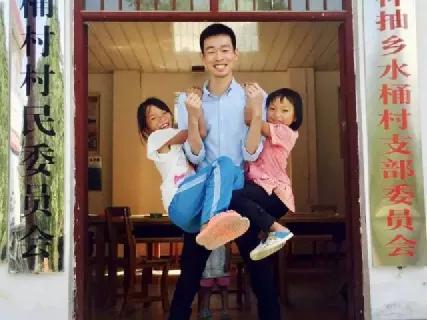 拒绝哈佛天价年薪的中国村官,拒绝百万年薪回来当农民