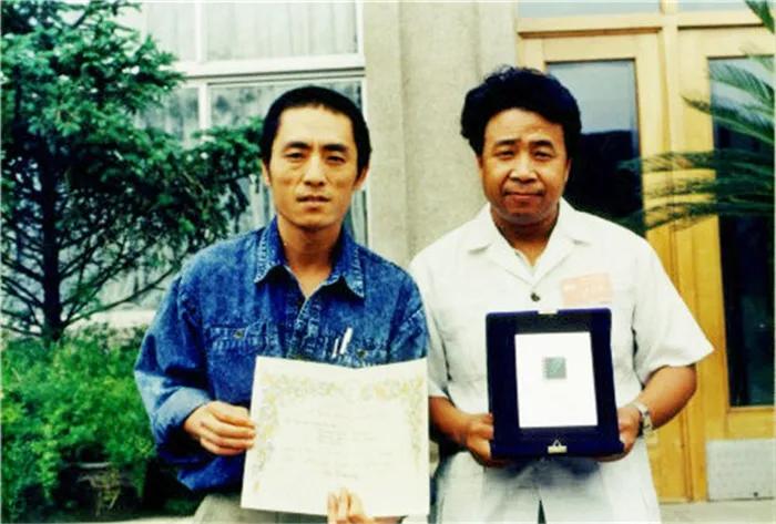 老井让张艺谋成为影帝的电影,张艺谋主演的老井故事发生在哪儿