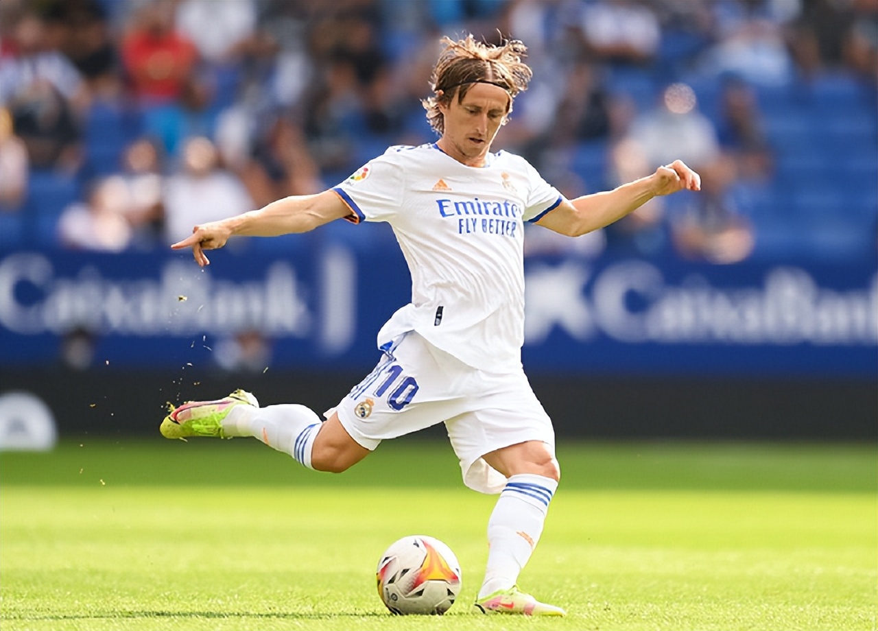 皇马十佳球c罗,皇马球迷票选历史最佳球员