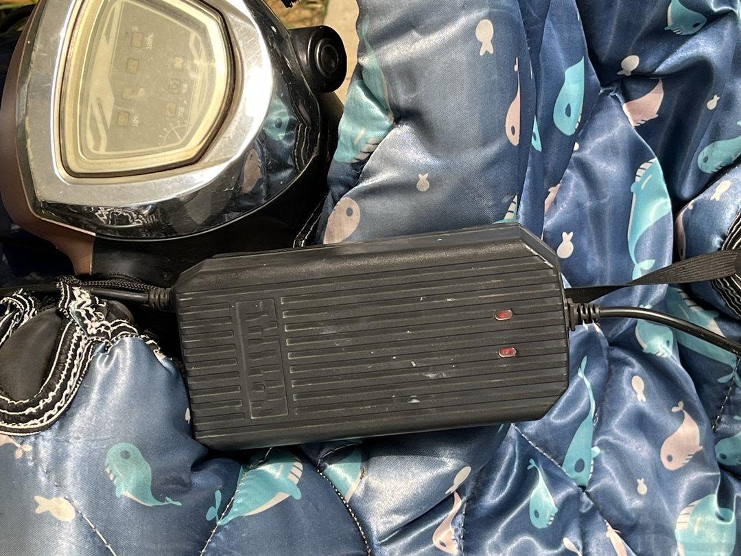 石墨烯和铅酸蓄电池哪种耐用,锂电池和铅酸电池在冬天谁更耐用