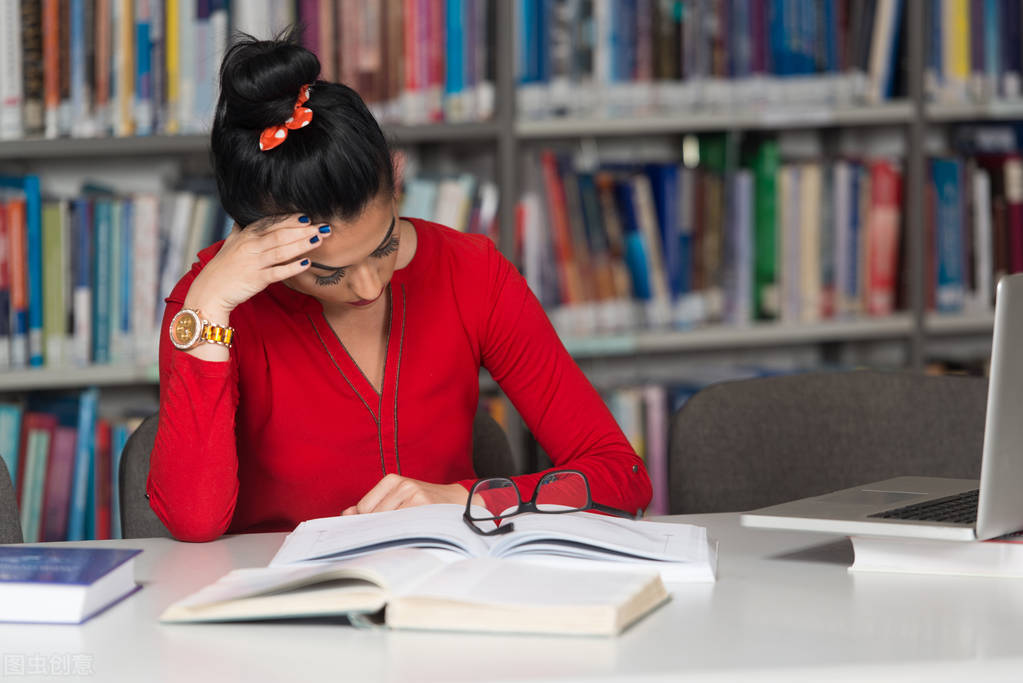 计算机专业适合女生的专业,工科专业中女生最吃香的专业