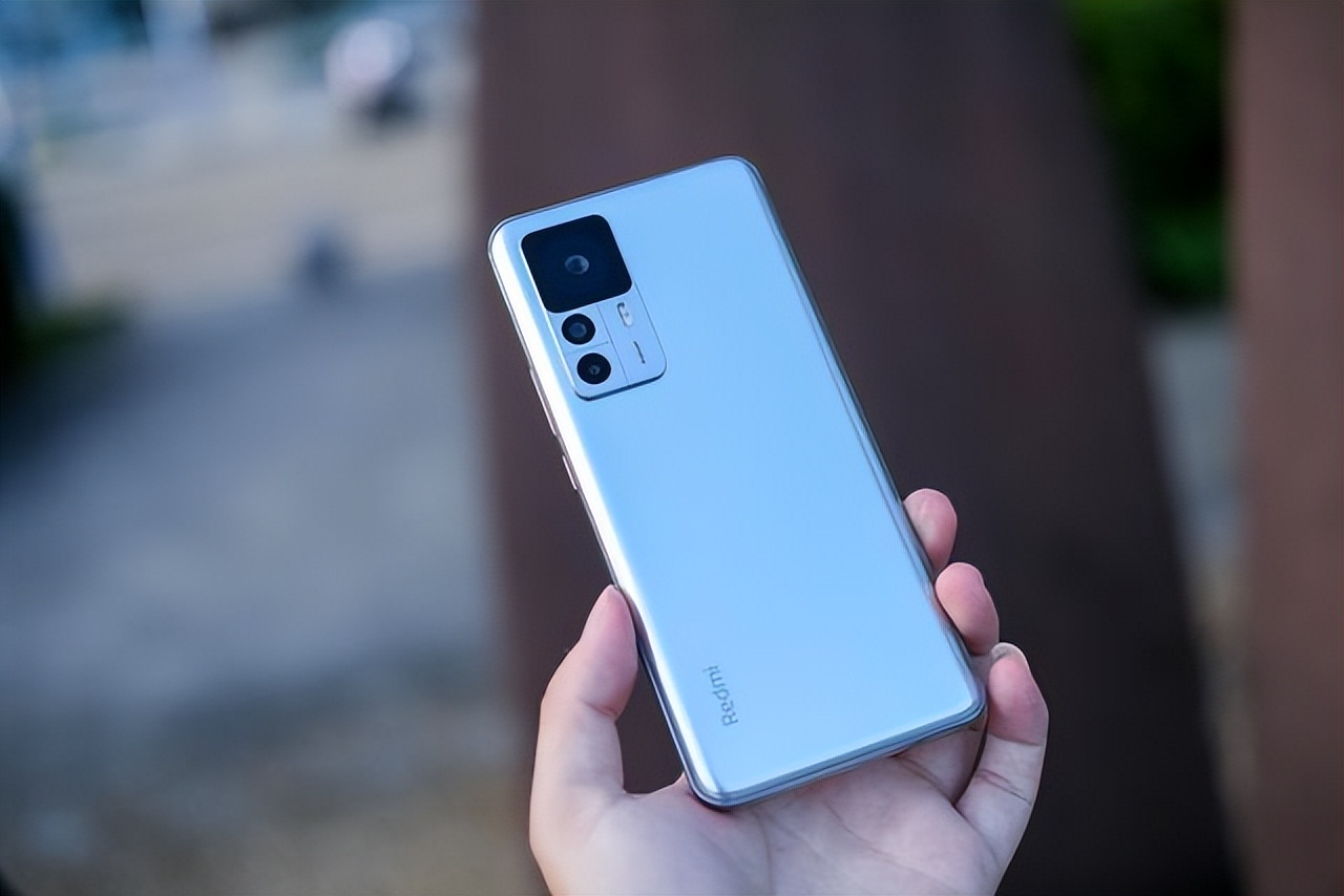 12g256g手机价位3000元左右的,12+256g小屏手机哪款最值得入手