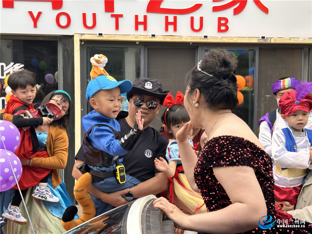 亲子阅读幼儿园六一活动,幼儿园六一野趣亲子活动