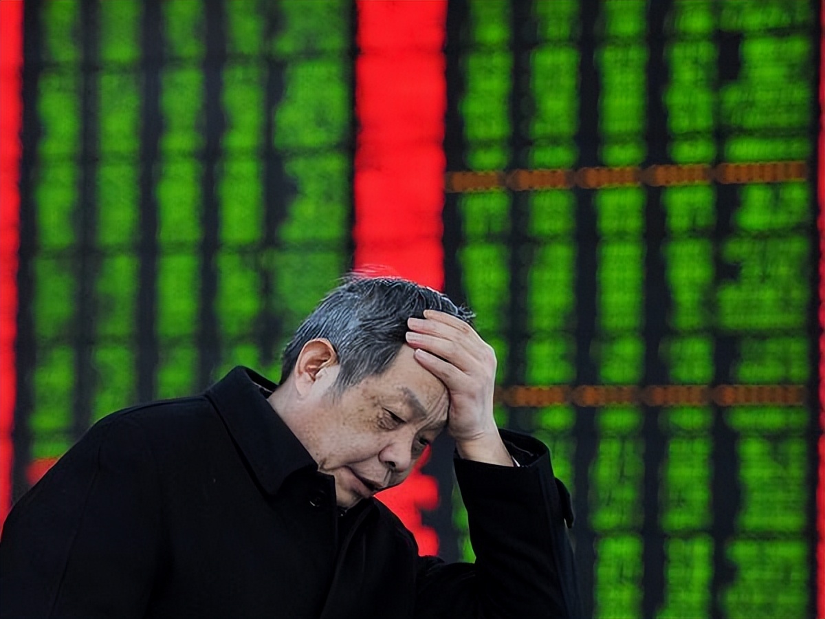 碧桂园市值突破6000亿,碧桂园半年预亏超450亿