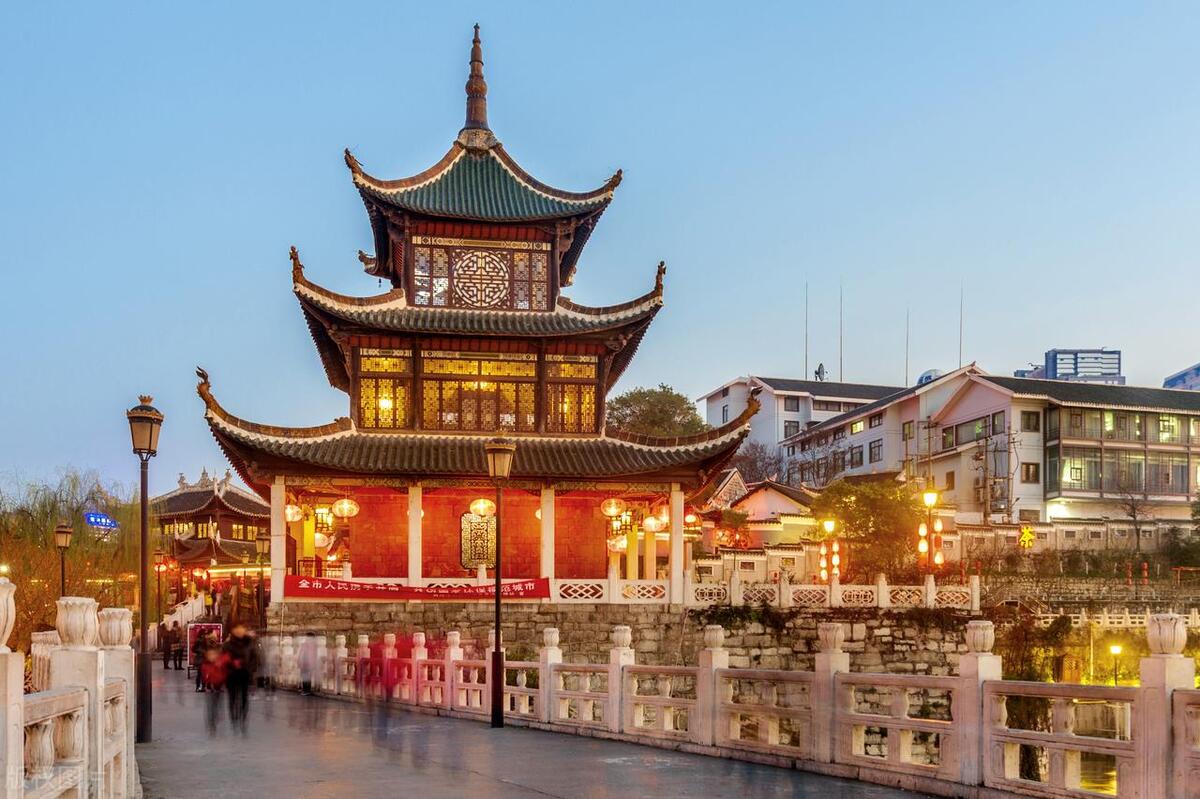 贵州十大旅游景点地图全图,去贵州玩必去的景点推荐一下