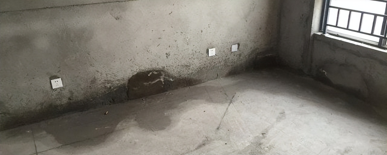 房屋漏水物业一拖再拖找谁解决,天花板漏水找楼上还是找物业