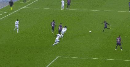 巴萨3-1皇马！西超杯冠军诞生！哈维喜迎红蓝首冠，本泽马难救主