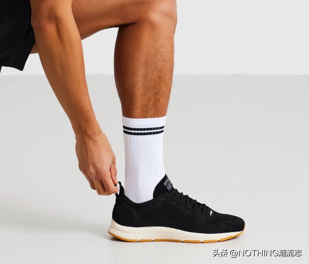 不想穿男士尖角皮鞋,不想穿耐克的鞋子