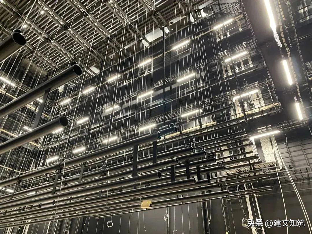 鑺叞璧皵杈涘熀鑸炶箞,鑺叞璧皵杈涘熀鏂囧寲寤虹瓚