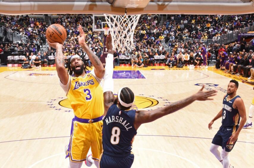 湖人威少重回巅峰,湖人队被大逆转威少遭遇里程碑