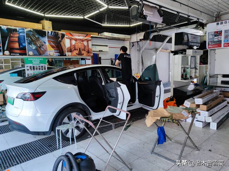 太阳膜汽车窗膜独家授权,汽车贴膜太阳膜视频教学