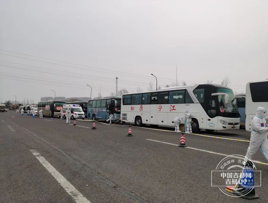 关注|为了接539名老乡回家春耕，松原今天把“客运站”搬到了长春