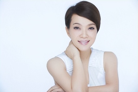 乘风破浪为什么没有艾薇儿,艾薇儿参加乘风破浪的姐姐