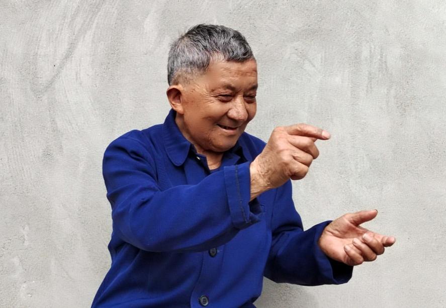 乡土散文朗诵视频,乡土老屋散文100篇