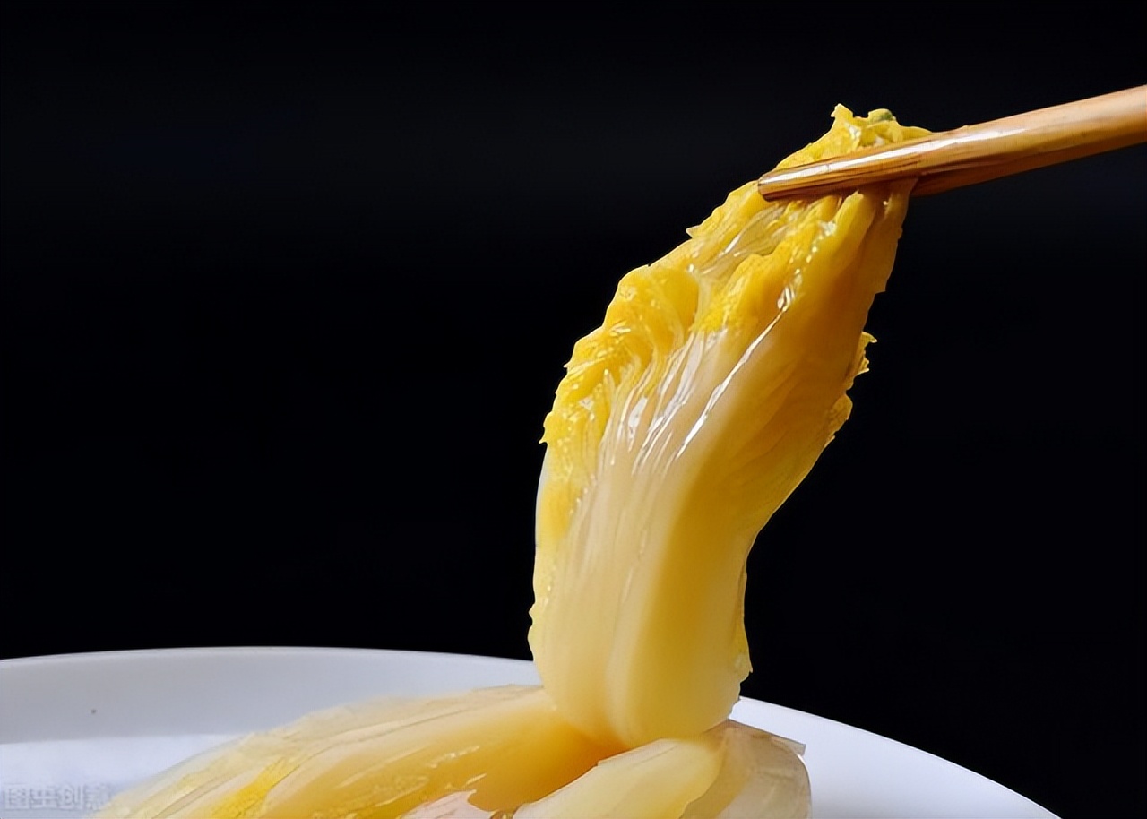 酸菜里头有致癌物吗,酸菜亚硝酸盐超标解决方法