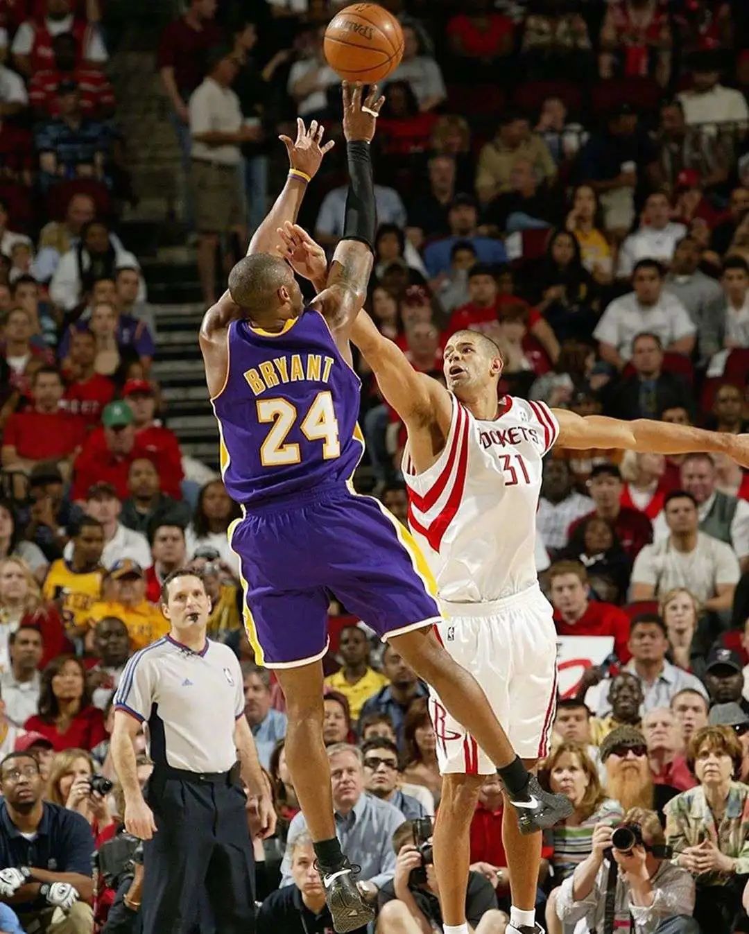 维金斯为什么要代言匹克,维金斯怎么不穿匹克的鞋了