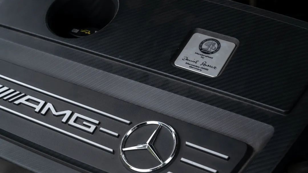 amg车队衣服,amg车队的衣服