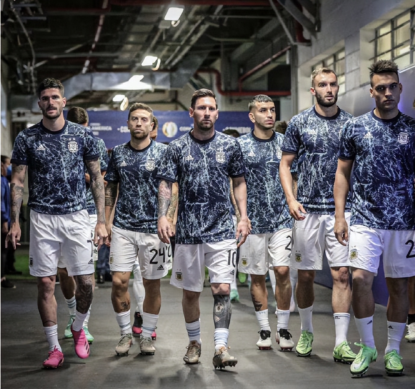 阿根廷不待见穆帅的球员，哪怕是小贝和卡卡之后，足坛的颜值担当