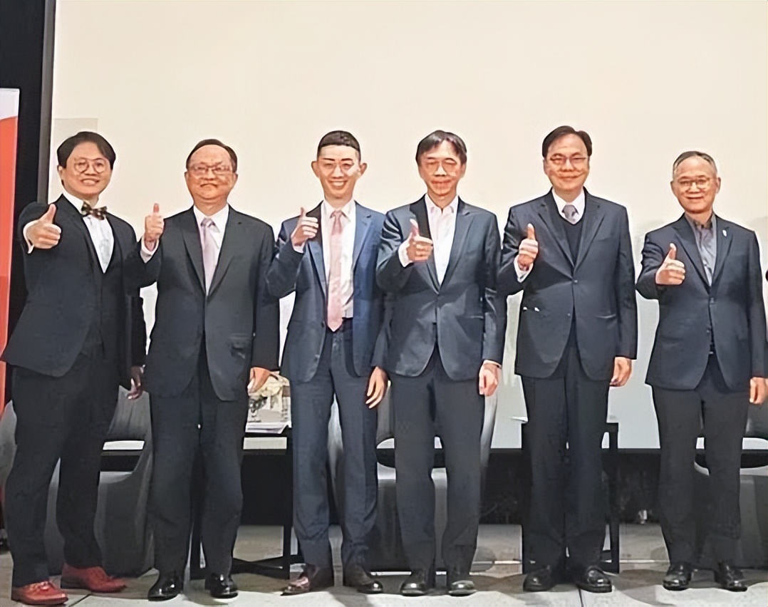 兄弟内斗，姐姐让儿子改姓，主打益生菌的葡萄王第三代由谁接班？