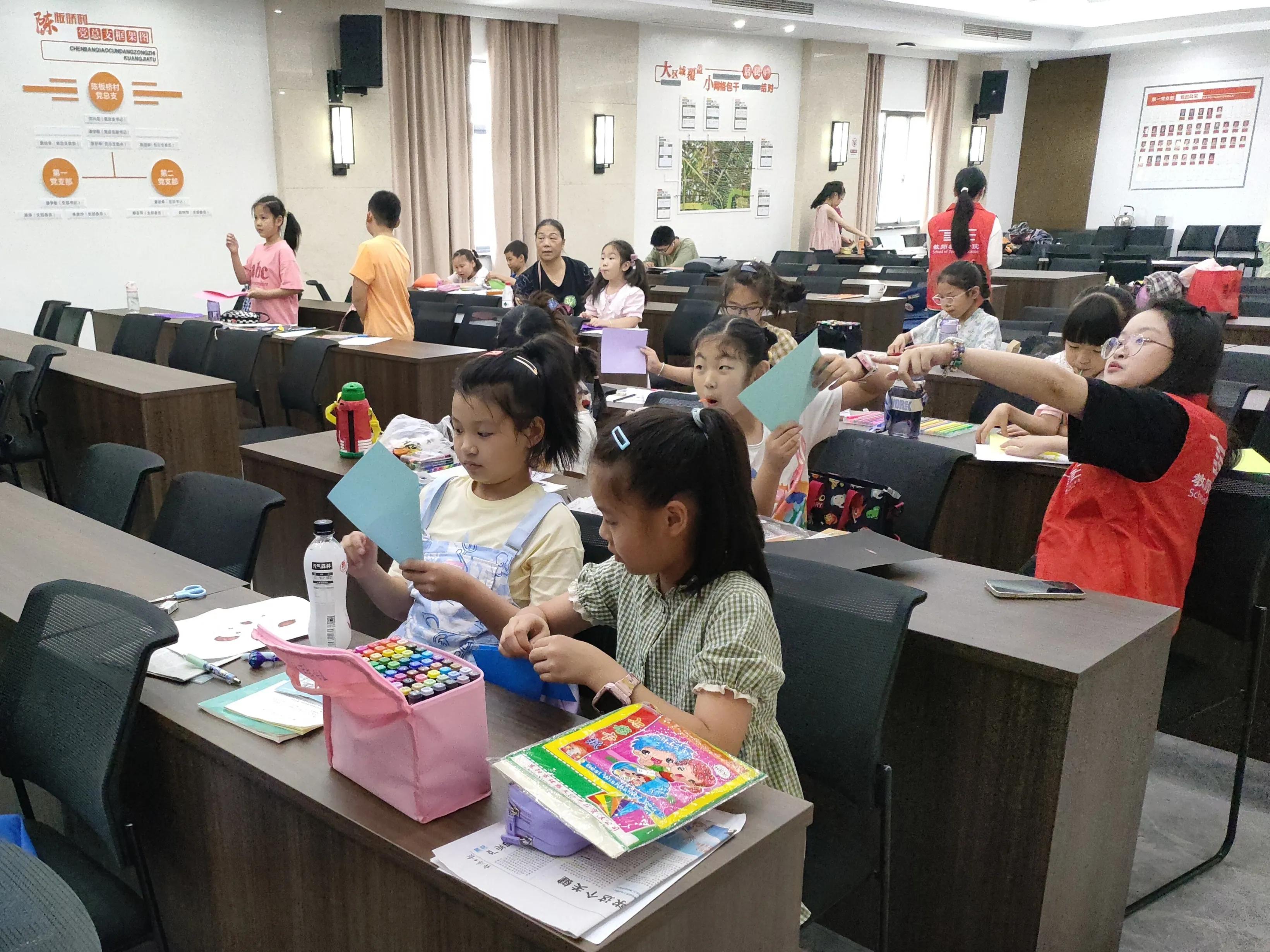 “智”作不倒翁，协作显乐趣