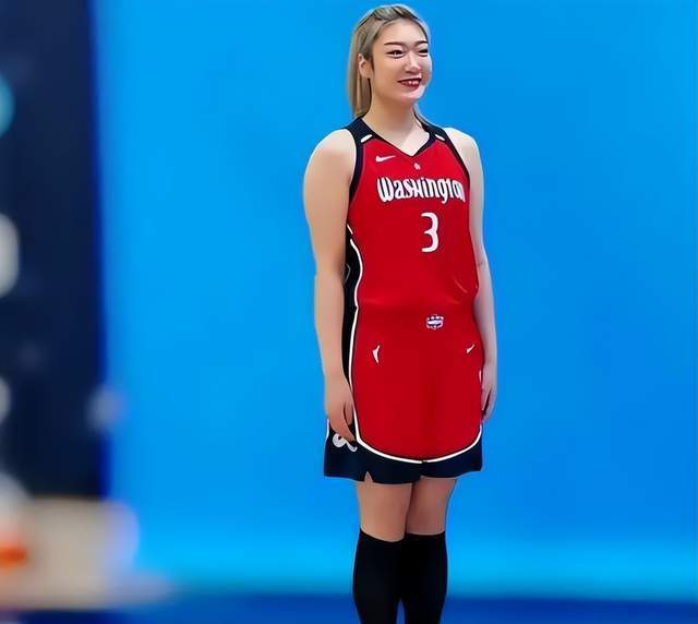 李梦训练视频,李梦训练视频竖屏满屏