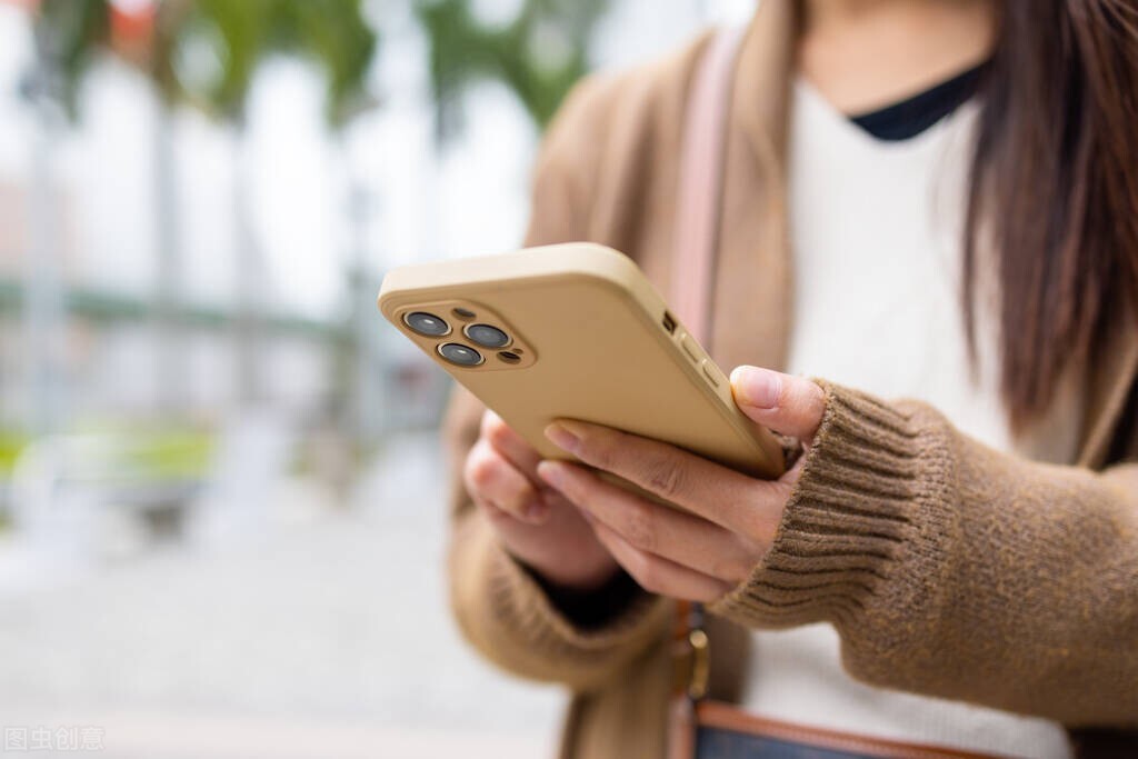 手机相册里的拼图功能怎么找,手机相册自带拼图