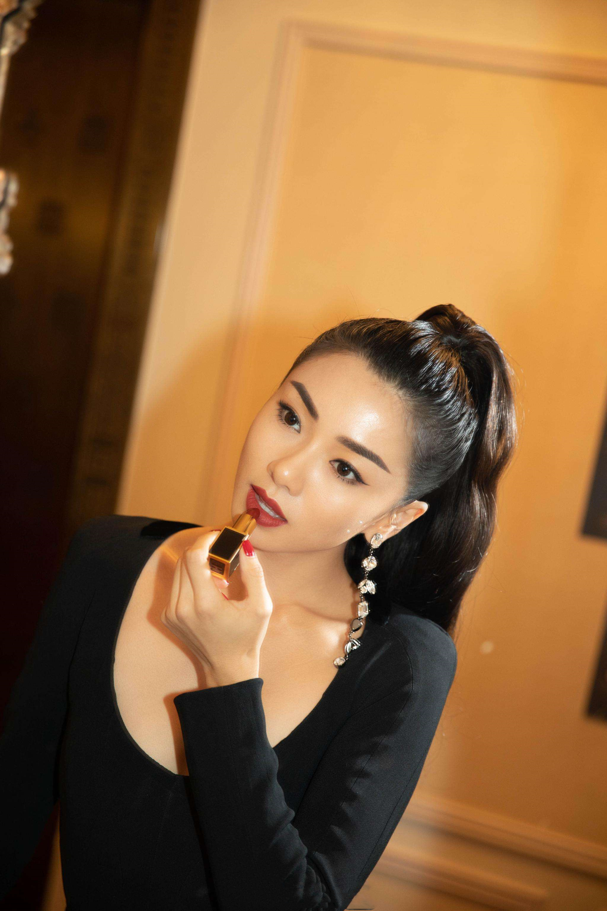 郑恺到底爱程晓玥还是苗苗,郑恺对程晓玥苗苗态度对比