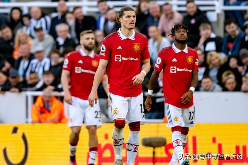 曼联3比6惨败曼城点评,曼联输给沃特福德各队反应