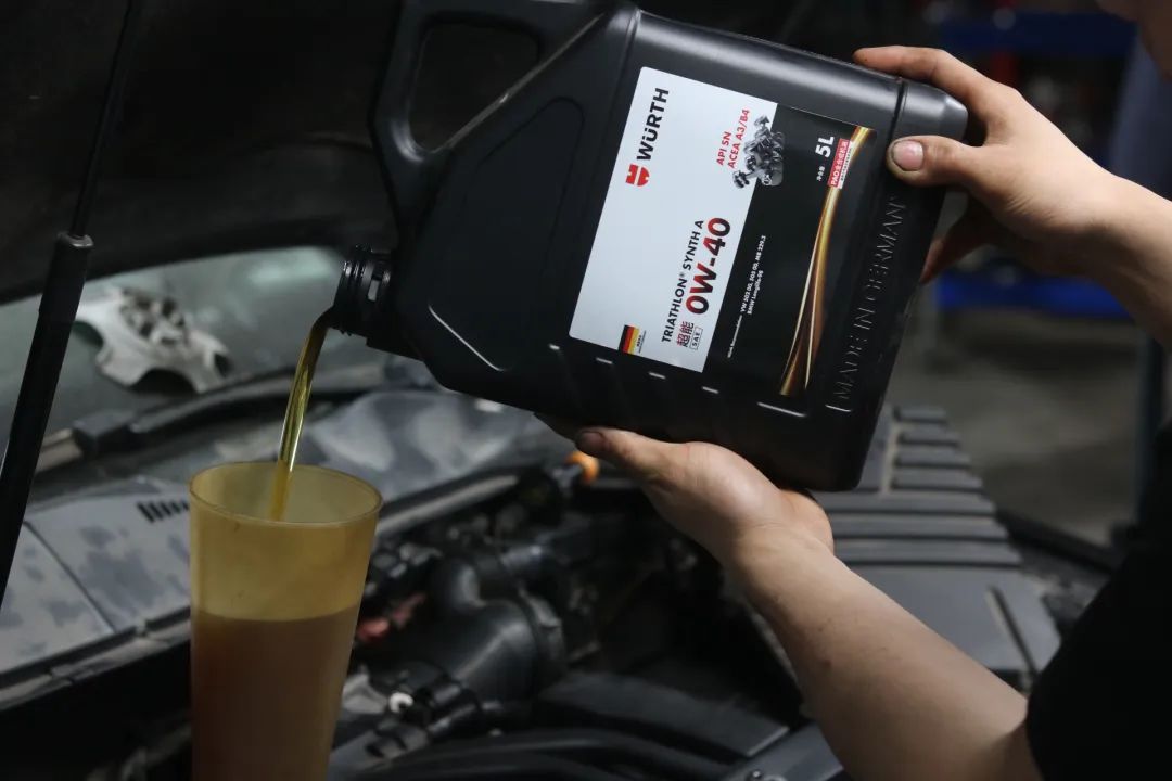 r36翻新改造全过程,大众r36这么老的车怎么还卖这么贵