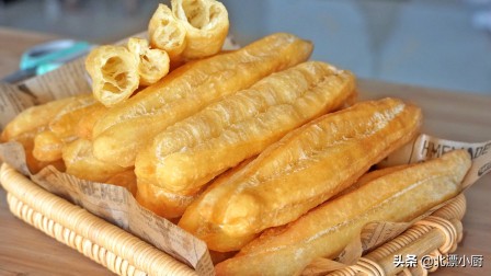 自制油条的简单做法晚上和面,自制小油条简单做法用什么水和面