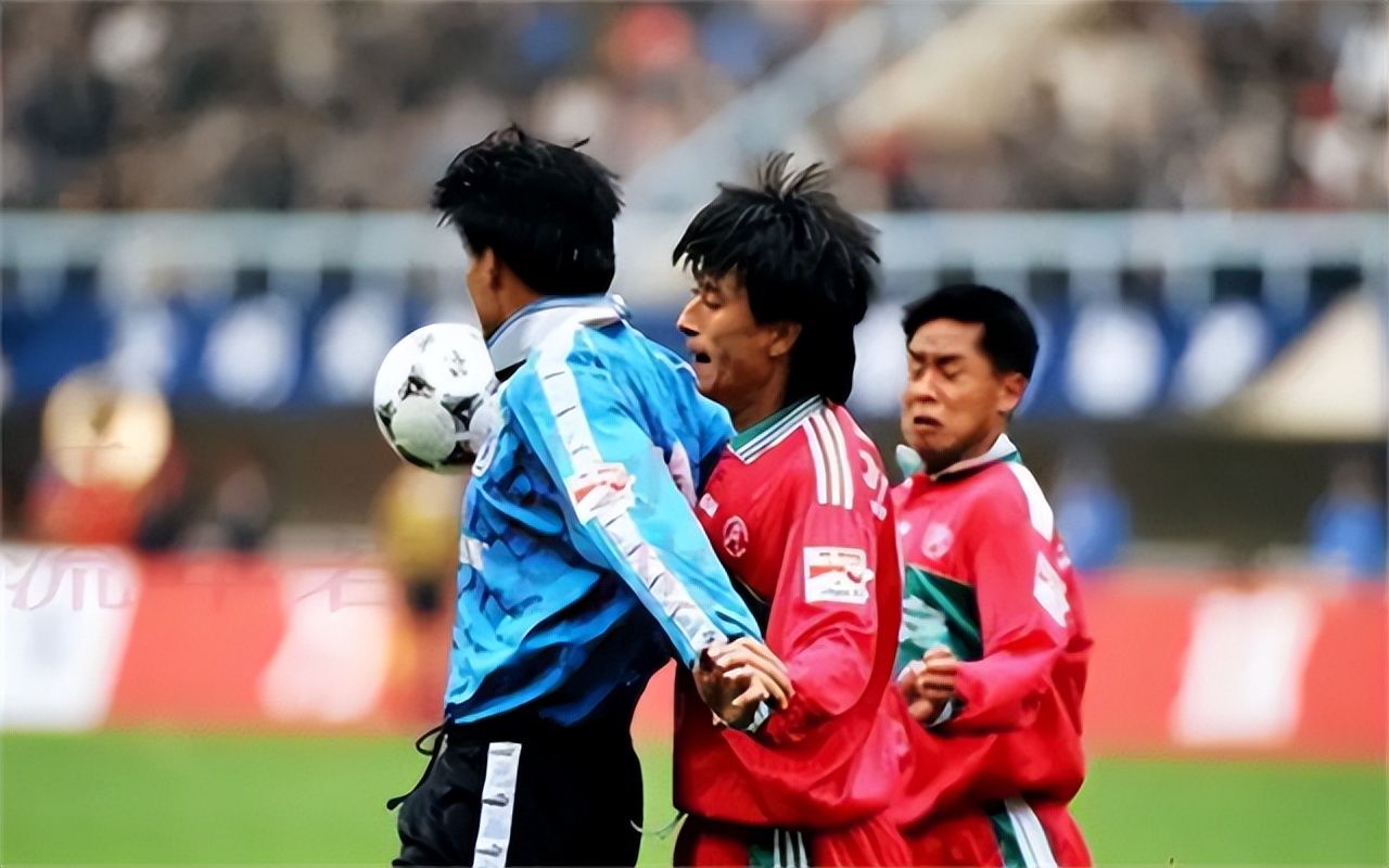 董礼强真是国足克星,中国足球运动员董礼强