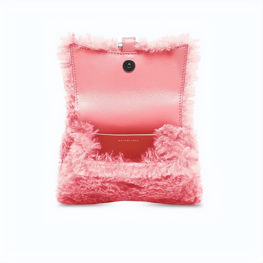 balenciaga粉色蝴蝶结包,balenciaga包包什么档次