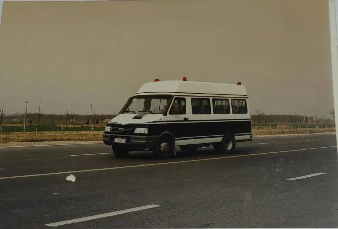 透过一组组“时间”的对比照，感受湖北司法行政戒毒事业变迁