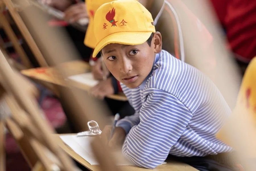 珠峰脚下网上课,珠峰钢琴曲