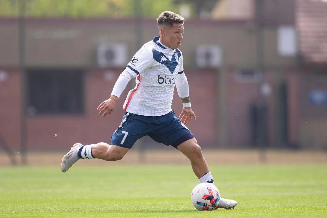 阿根廷足球天才小将,阿根廷天才小将梅西