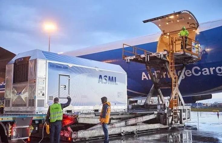 尼康还有机会打败asml吗 (asml为什么可以打败尼康)