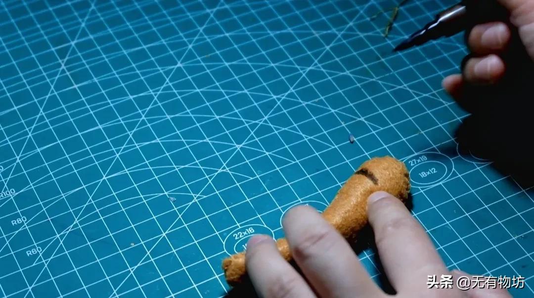 该怎么用纸做虎年灯笼,以虎年为主题的精美灯笼教程