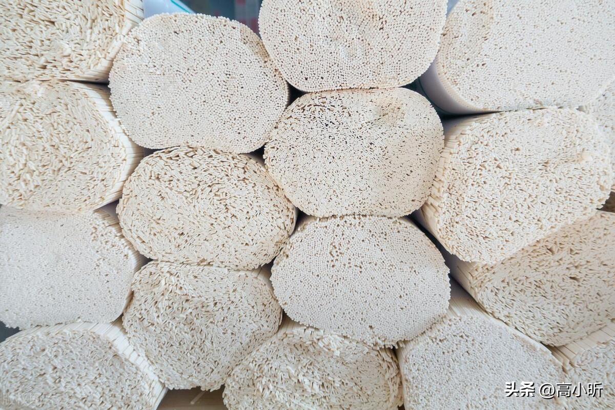 超市里哪些垃圾食品不要再吃了,超市里的这些面条千万不要买