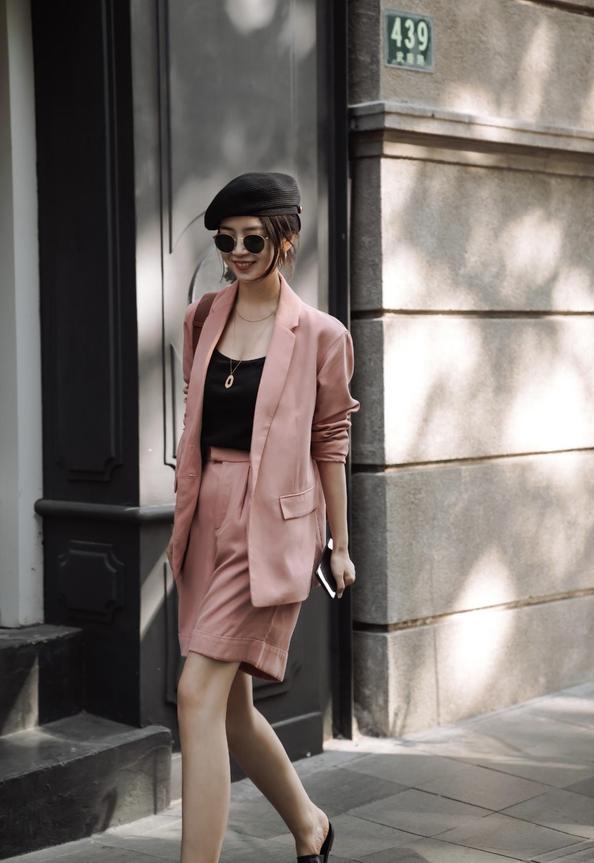 短圆脸适合什么帽子太阳帽,脸大又圆适合的帽子