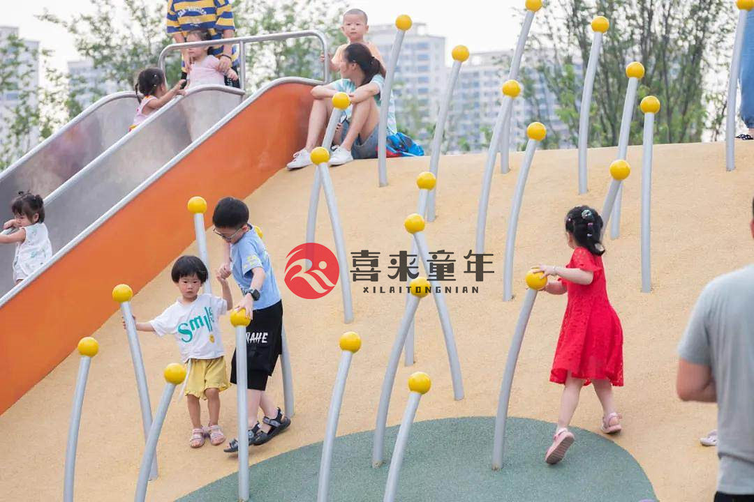 定制游乐场设备价格合理,儿童游乐场室内设备报价