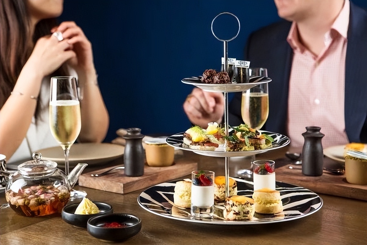 文圣茶说丨北京瑜舍携手RobertoCavalli推出独家下午茶