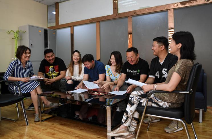 蒙古国从草原变成荒漠,蒙古国离开中国后的发展