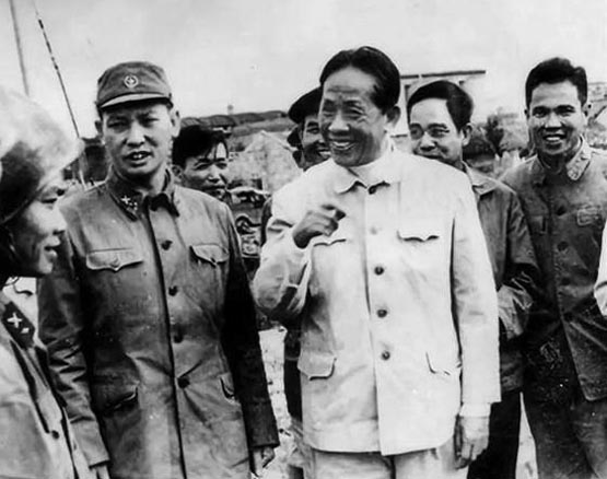 越南制造庭毫山事件,*小平邓**宣布:中国仁至义尽,坚决还击