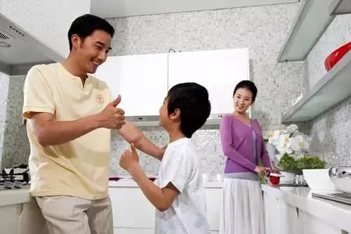 父母子女代沟,如何看待父母与子女之间的代沟