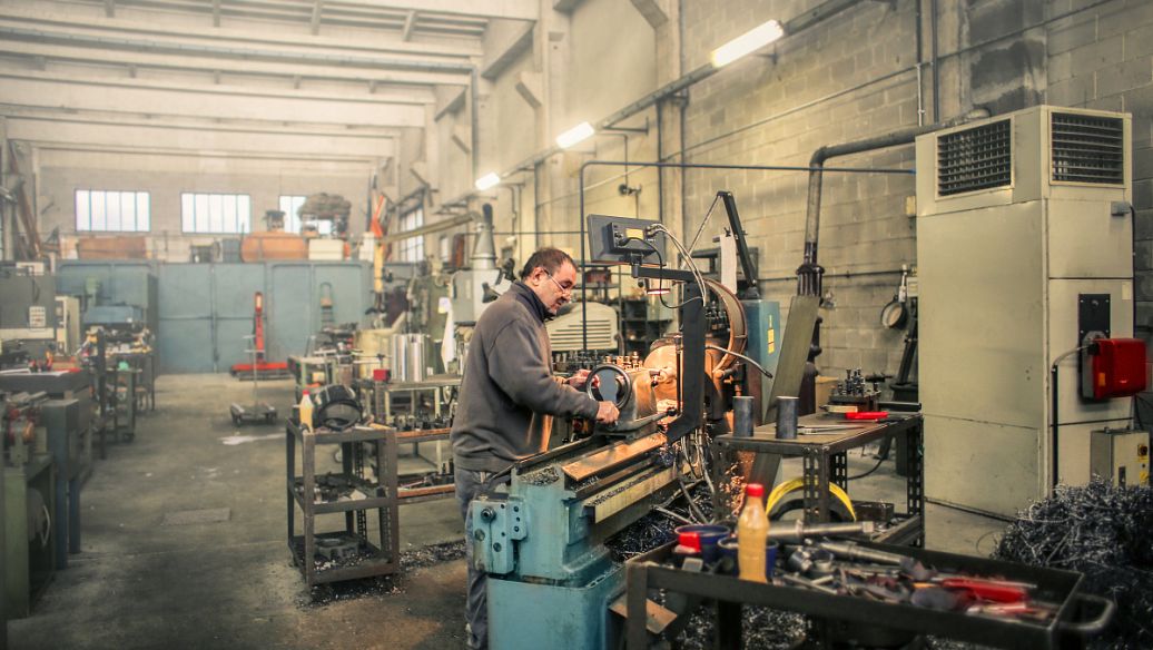 河南农民发明成功空气发电机,农民发明了个最好的发电机