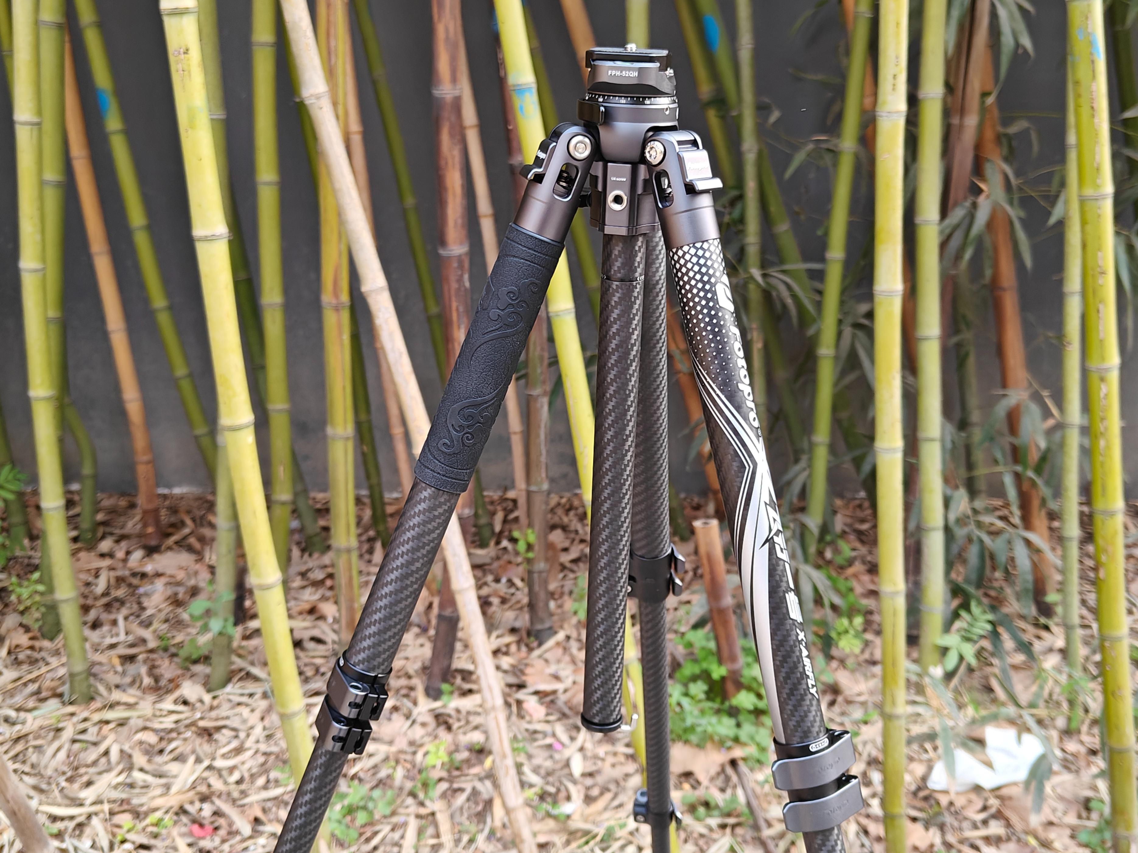 轻便小巧的自拍三脚架,轻便微单铝合金三脚架