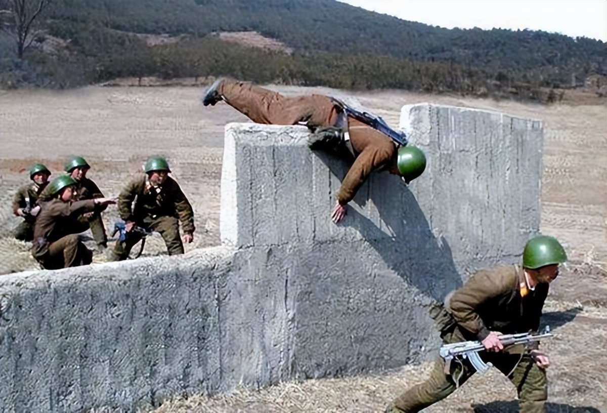 朝鲜战争侦察兵视频,朝鲜保卫战作战视频